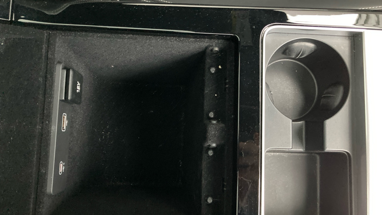 Land Rover Range Rover Velar 2.0 D200 R-Dynamic HSE 5dr Auto Diesel Estate